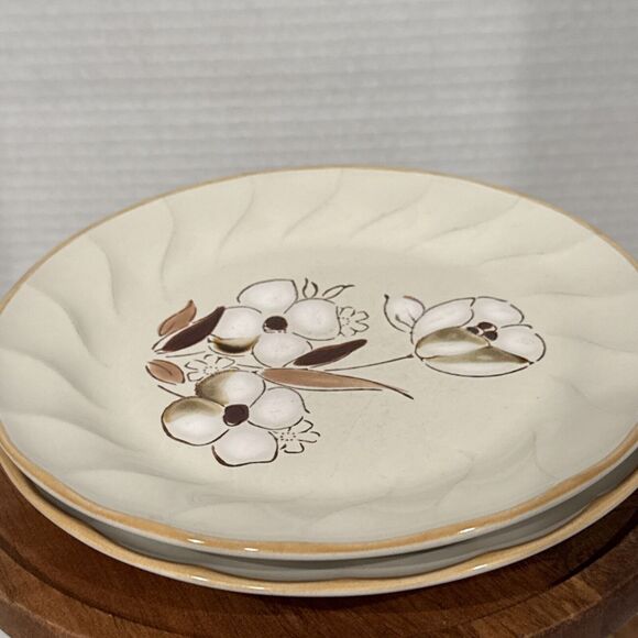 Set of 3 HEARTHSIDE Sculptura Felicity Stoneware Japan Dessert/Salad Plates 7.5” - Picture 3 of 5